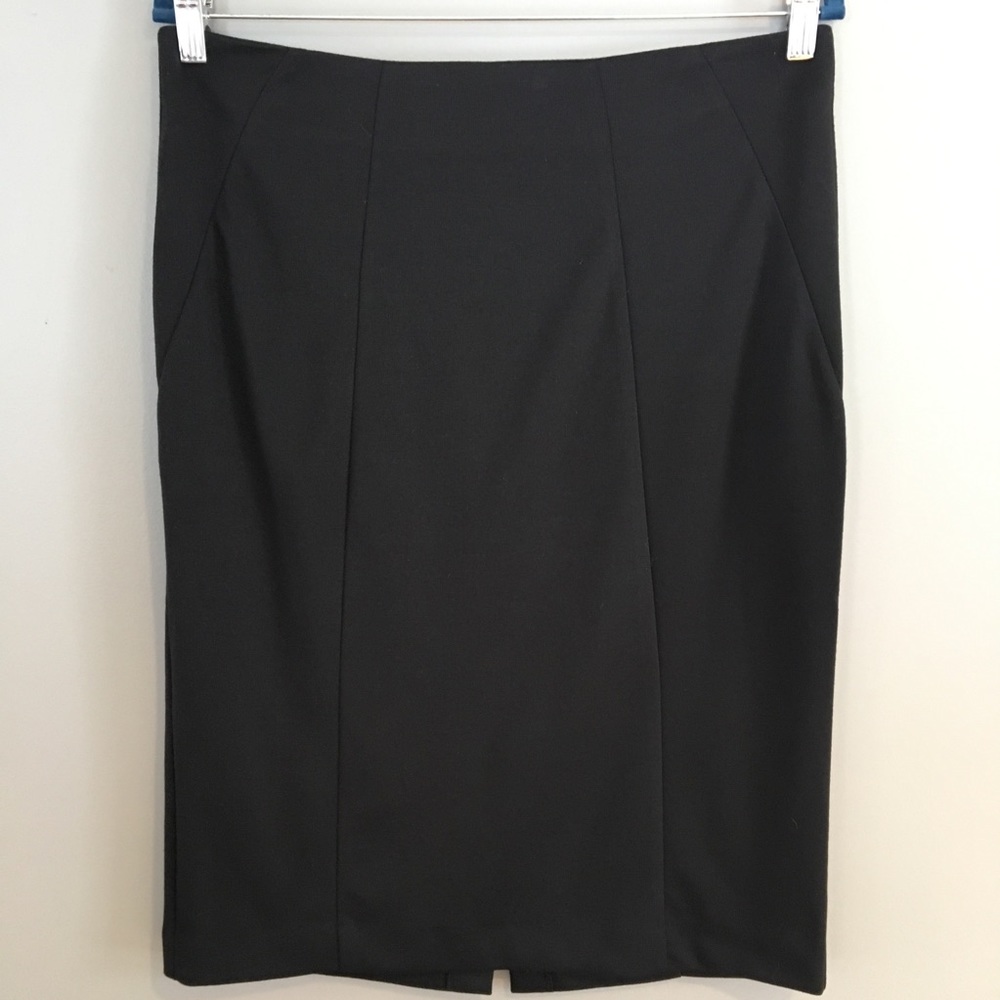 Your go to black pencil skirt n